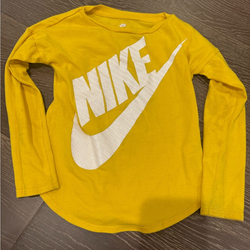 Nike Kids Golden Long Sleeve Tee
